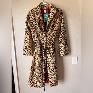 Leopard print coat skirt set, belted coat pocket side,slit skirt, plush print.